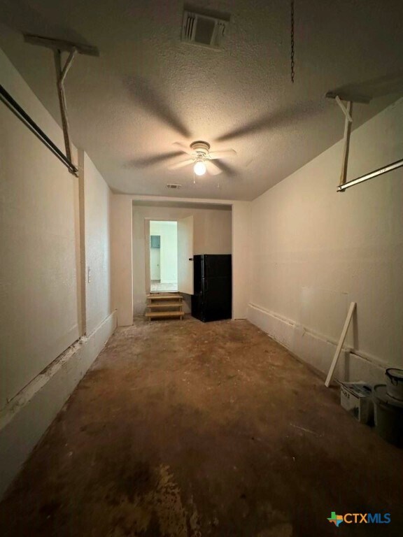 Building Photo - 1109 Estelle Ave