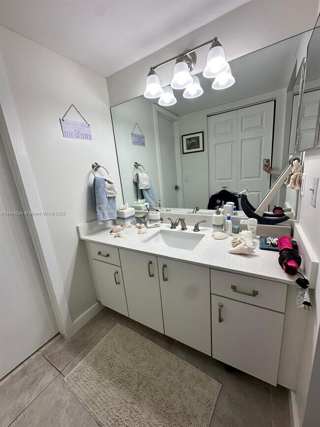 Building Photo - 13447 SW 154th St