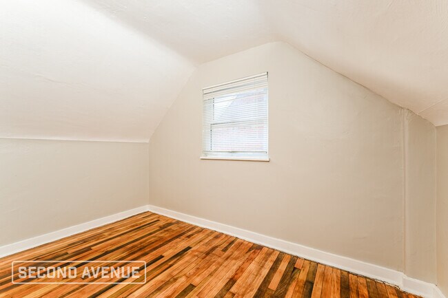 Building Photo - 3541 York St