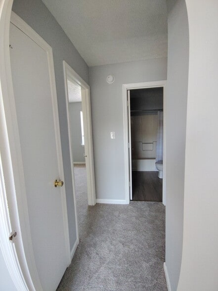 Building Photo - 16 Duiguid Dr