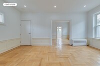 Building Photo - 152 E 53rd St