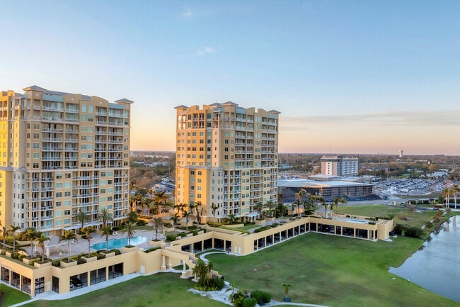 Building Photo - 130 Riviera Dunes Way