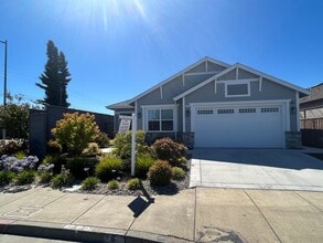 Building Photo - Gorgeous 4 Bedroom 3 Bathroom Single Level New Construction Home in Northeast Santa Rosa