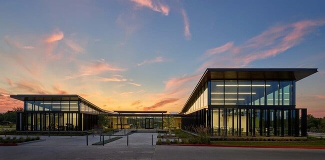 Building Photo - 8421 Thompson Teal Trl