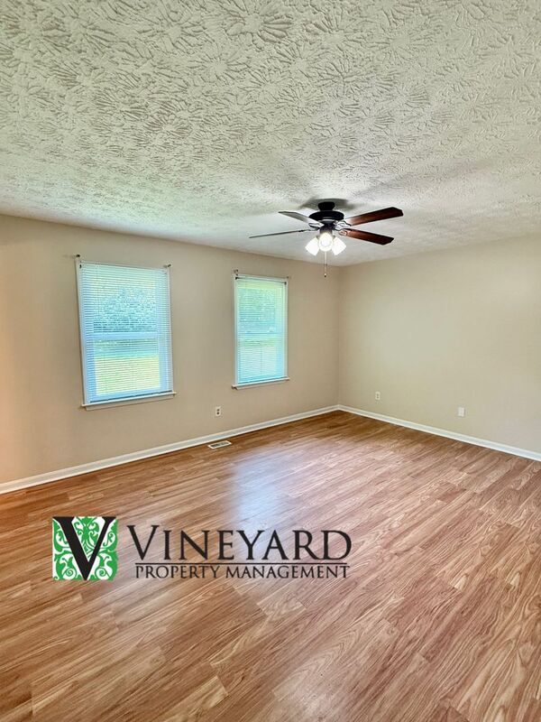 Building Photo - 1194 Broward Dr