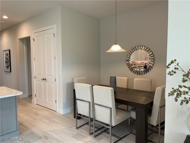 Building Photo - 9213 Cayman Dr