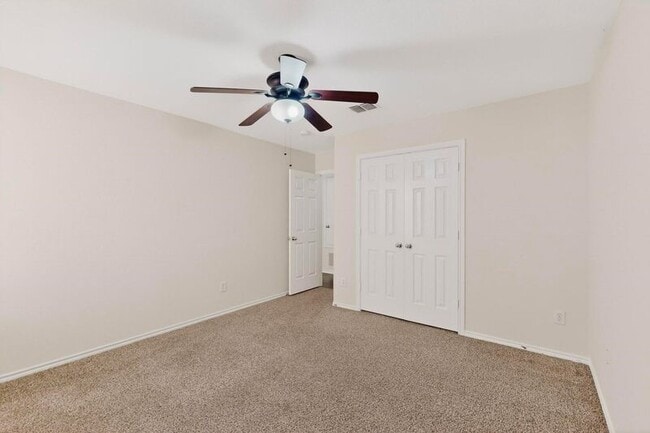 Building Photo - 12829 Pearson Dr