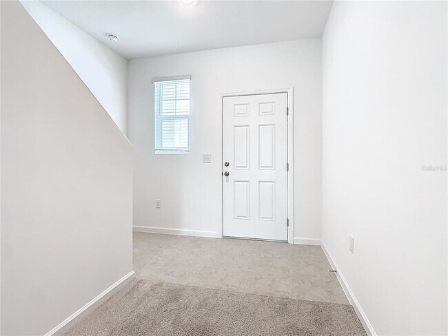 Building Photo - 3270 Vesara Dr