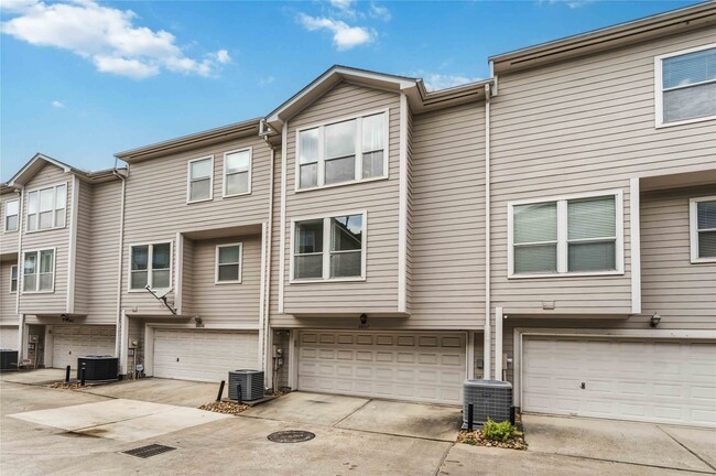 Building Photo - 2607 W Dallas St