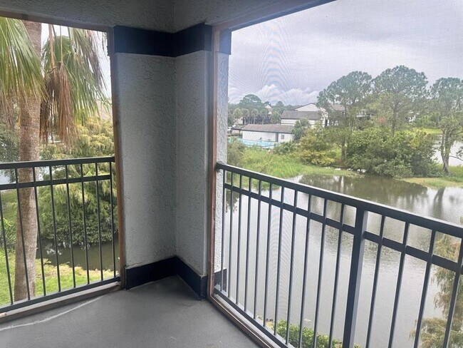 Building Photo - 3702 Palm Desert Ln