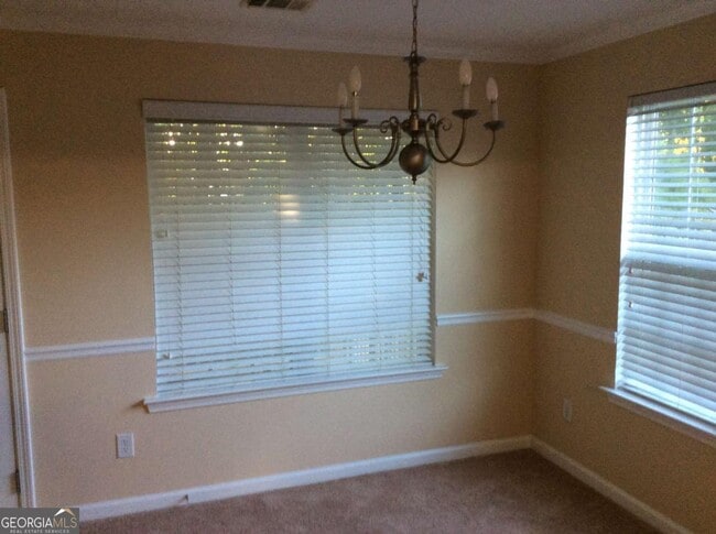 Building Photo - 4015 Yellow Pine Ct