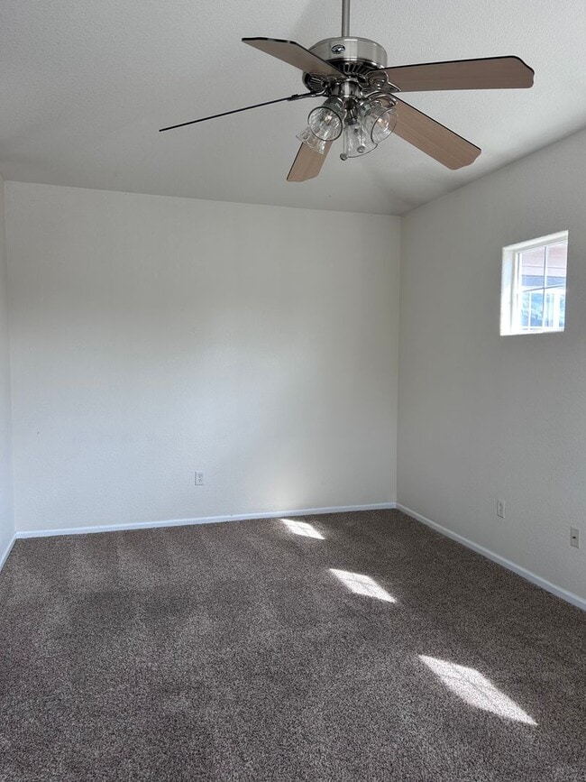 Building Photo - Beautiful 1-bedroom 1-bathroom Condo in South Fort Collins, CO!