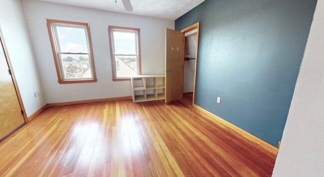 Building Photo - 27 Princeton St