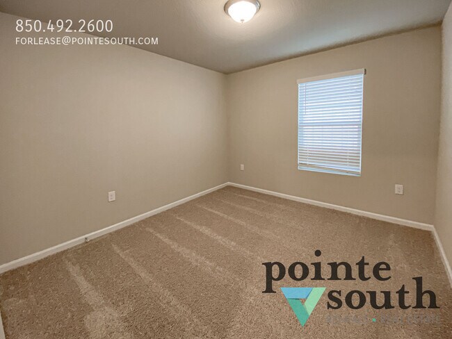 Building Photo - 7063 Abigail St