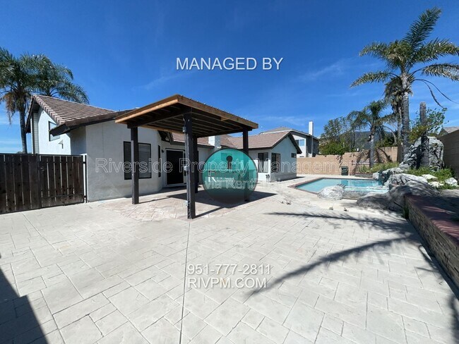 Building Photo - 2784 W Via Bello Dr