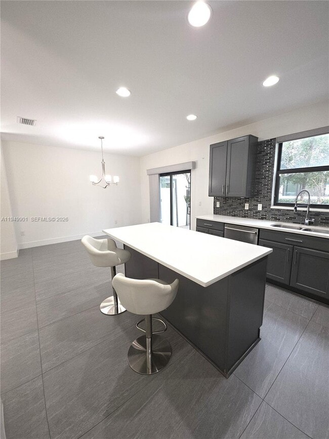 Building Photo - 4538 E Aqua Bella Ln