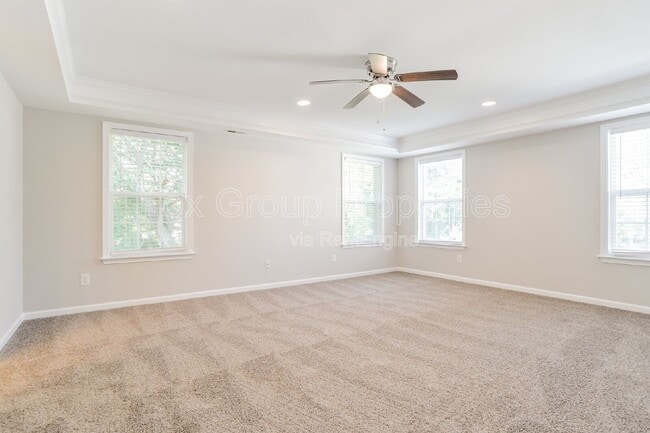 Building Photo - 7356 Sedgebrook Dr W