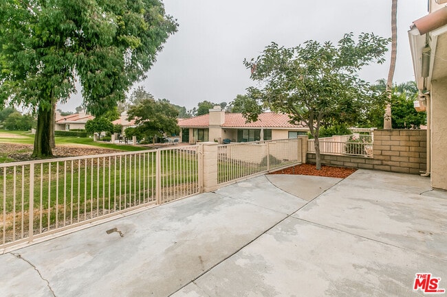 Building Photo - 851 Pebble Beach Dr