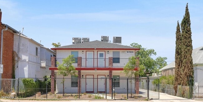 Primary Photo - 1107 Myrtle Ave