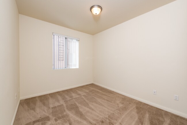 Building Photo - 8700 Glenoaks Blvd