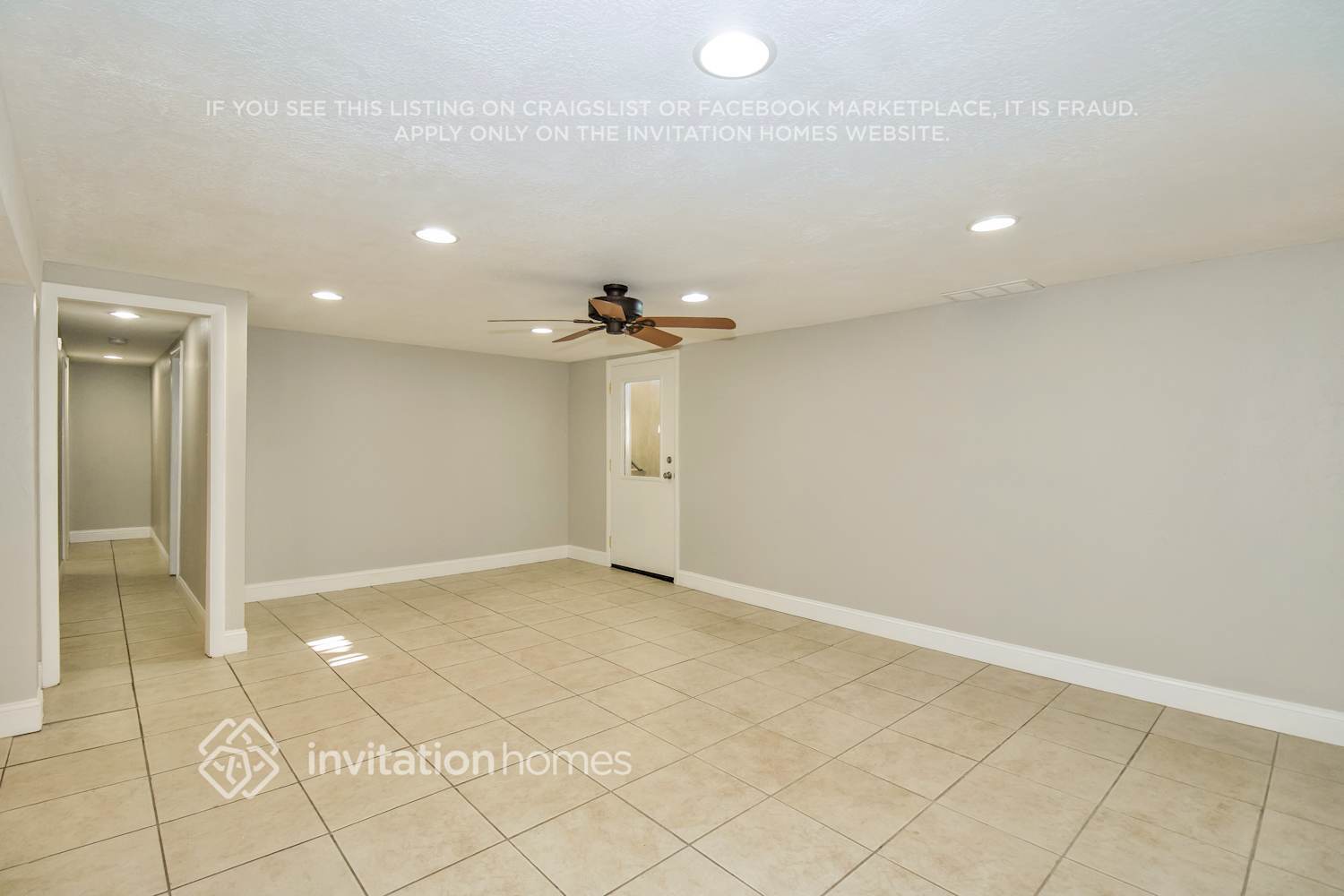 Building Photo - 381 Marquette Dr