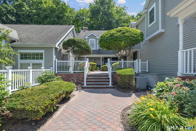 Building Photo - 259 Mayfield Dr