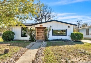 Building Photo - 1118 Shadwell Dr