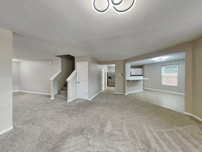 Building Photo - 8147 Retreat Ln