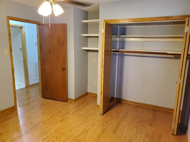 Building Photo - 302 Robbie St