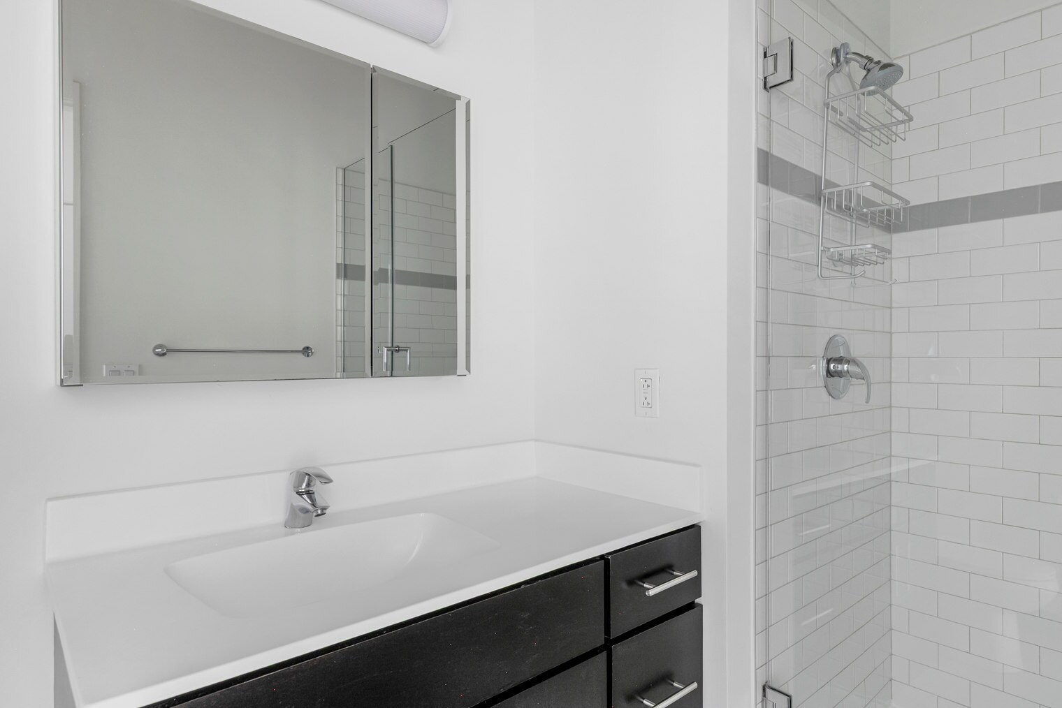 Building Photo - 601 W Jackson Blvd