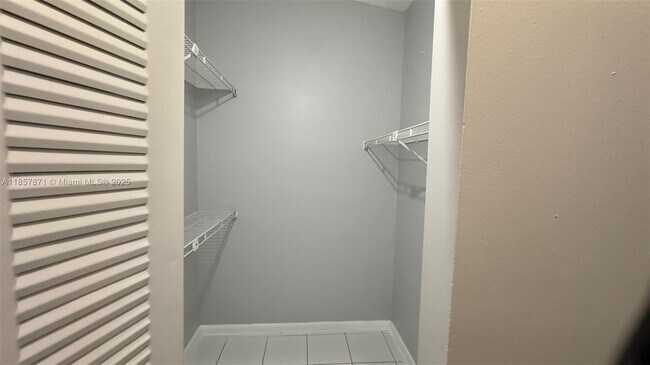 Building Photo - 7611 SW 153rd Ct