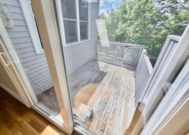 Building Photo - 42 Grampian Way