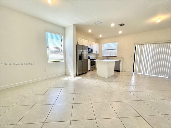 Building Photo - 18090 SW 147th Ct