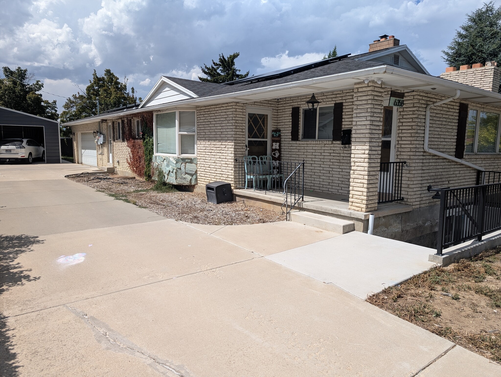 Building Photo - 6358 S Mount Vernon Dr