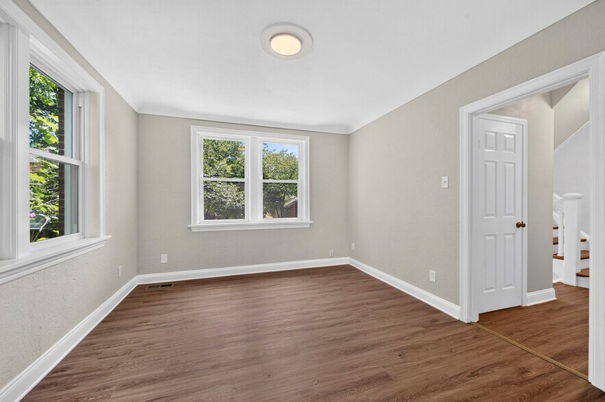 Building Photo - 7310 Drexel Dr