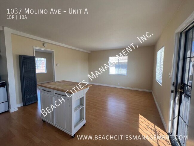 Building Photo - 1037 Molino Ave
