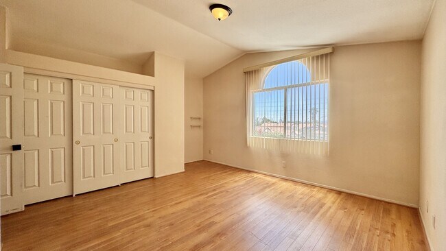 Building Photo - 3726 Penedos Dr