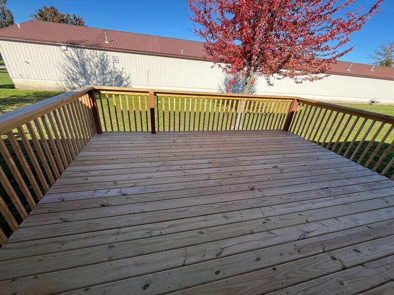 Building Photo - 1195 Cranberry Ct