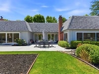 Building Photo - 2140 Carmelita Ave