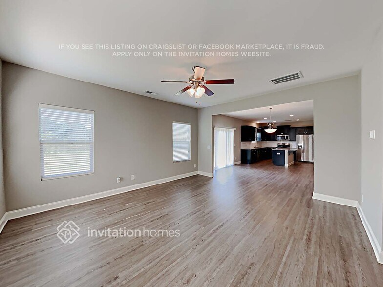 Building Photo - 5366 Roberta Crossing Dr