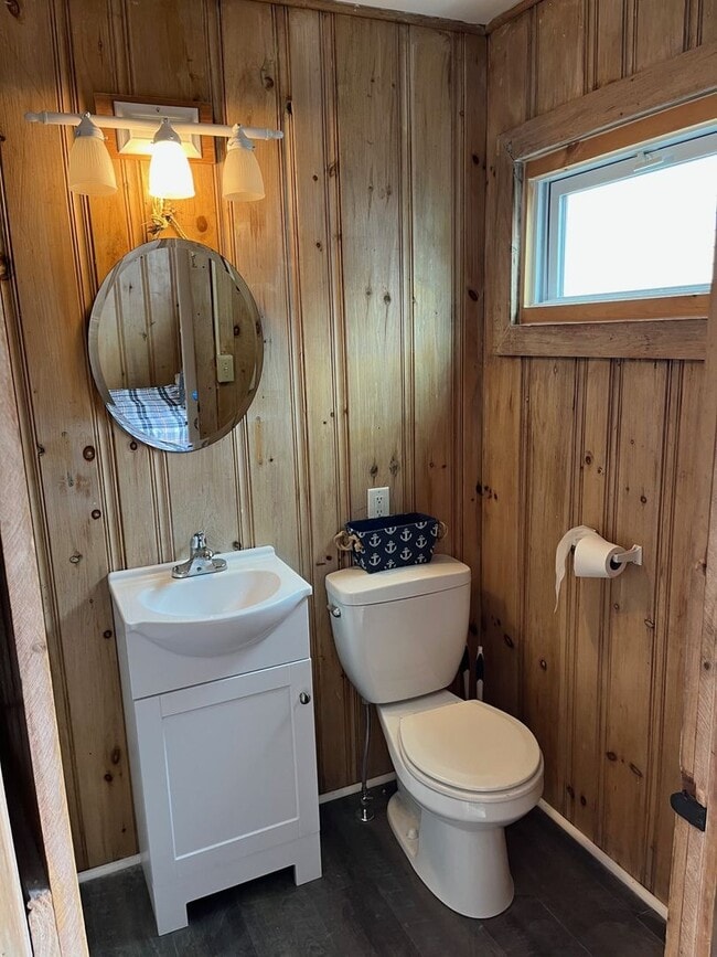 Building Photo - 67 E Grand Ave