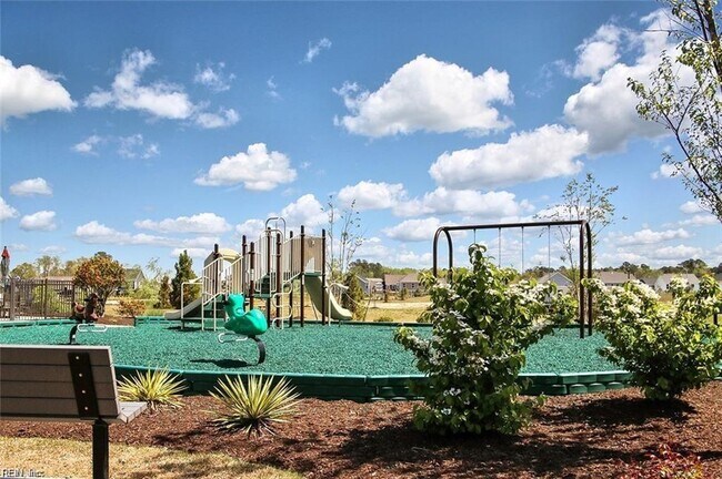 Building Photo - 2040 Canning Pl