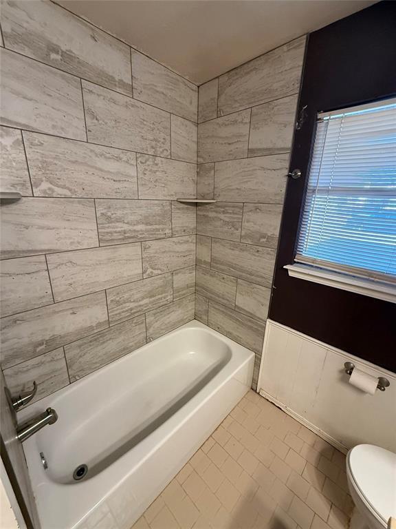 Building Photo - 3709 Southwind Ct