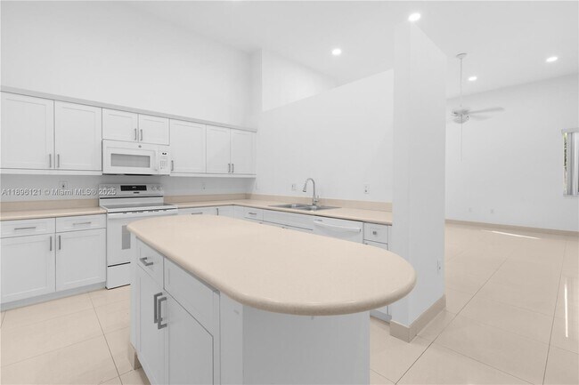 Building Photo - 8464 SW 138th St