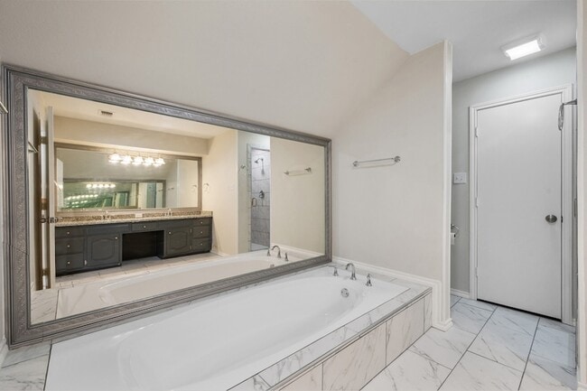 Building Photo - 4351 Bullfinch Ct