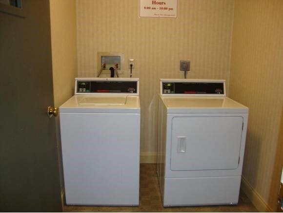 Building Photo - 133 Eastern Ave