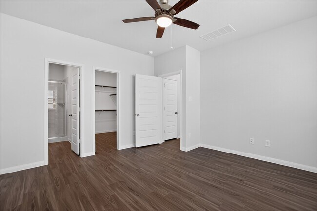 Building Photo - 13312 Burbot Dr