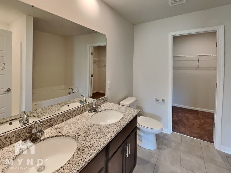 Building Photo - 118 Dasher Dr