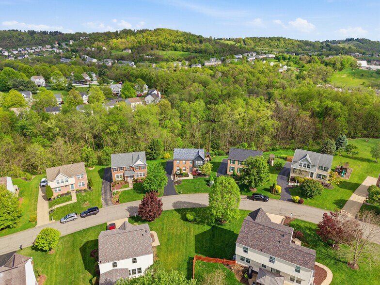 Building Photo - 316 Bridlewood Ct