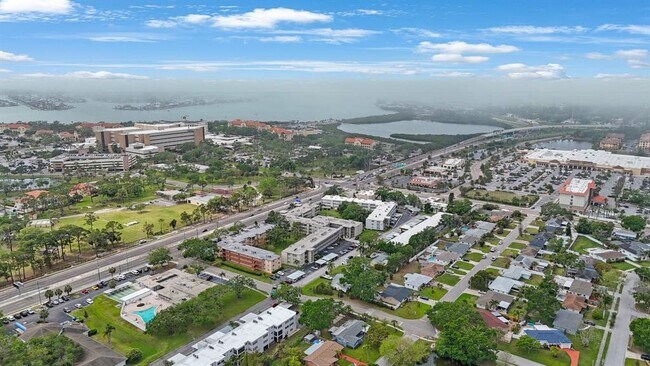 Building Photo - 9945 47th Ave N